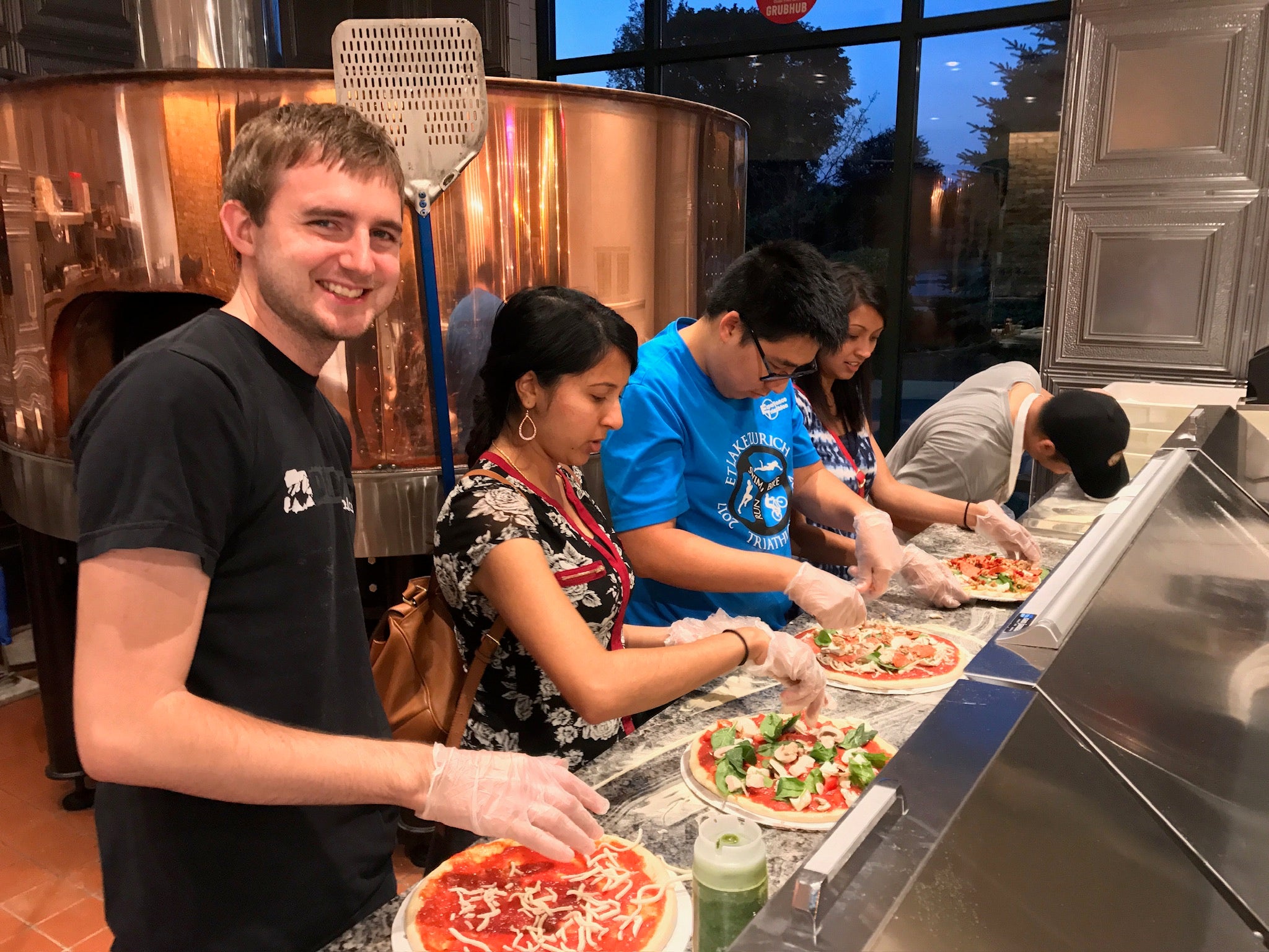 Oak Park April x Pizza Making Class (Kids & Adults) | BILLY BRICKS HQ
